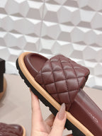 CC 26s Sandals Buckle Burgundy Quilted Leather 613272
