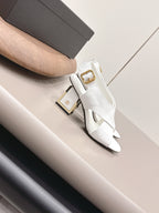 CC 26s Round-Toe Square-Heeled Sandals 7.5cm White Leather