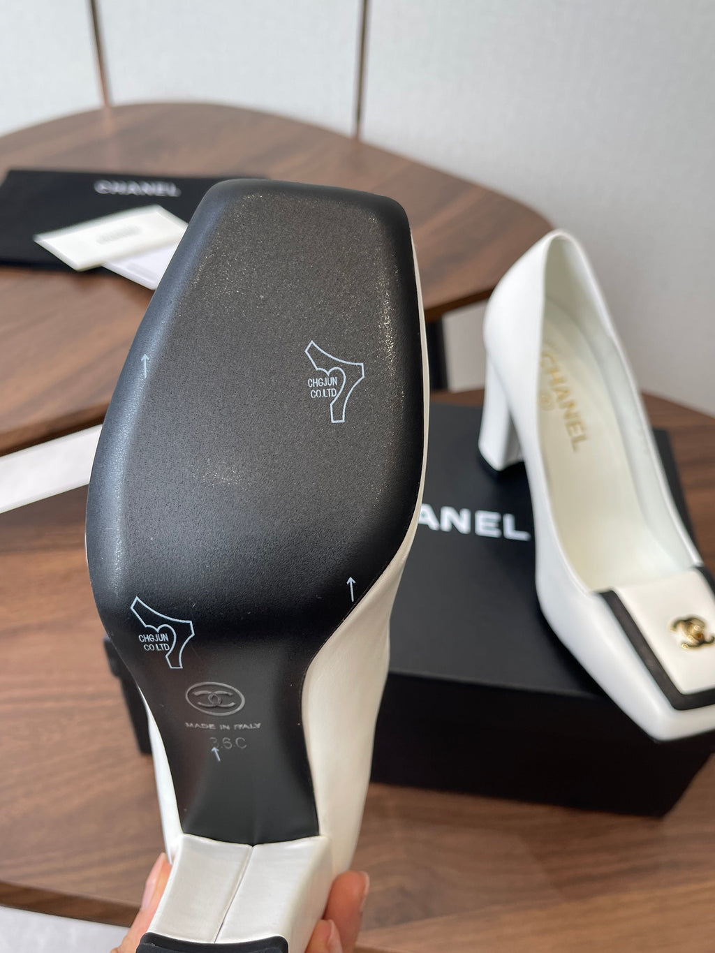CC SS26 Mathieu Blazy Pumps 90mm White Sheepskin 529525