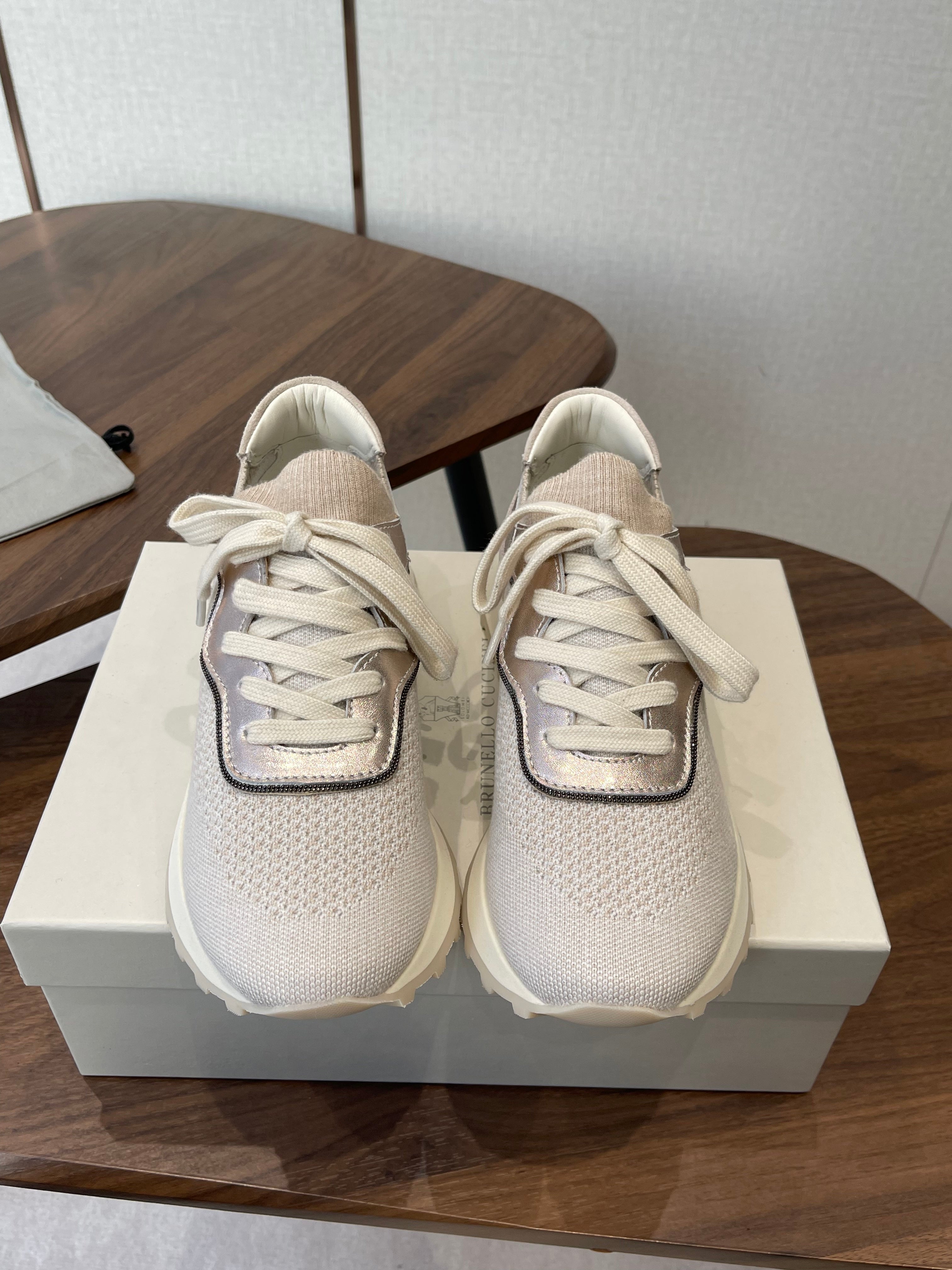 Brunello Runners With Shiny Eyelets Light Grey Suede Cotton 624471