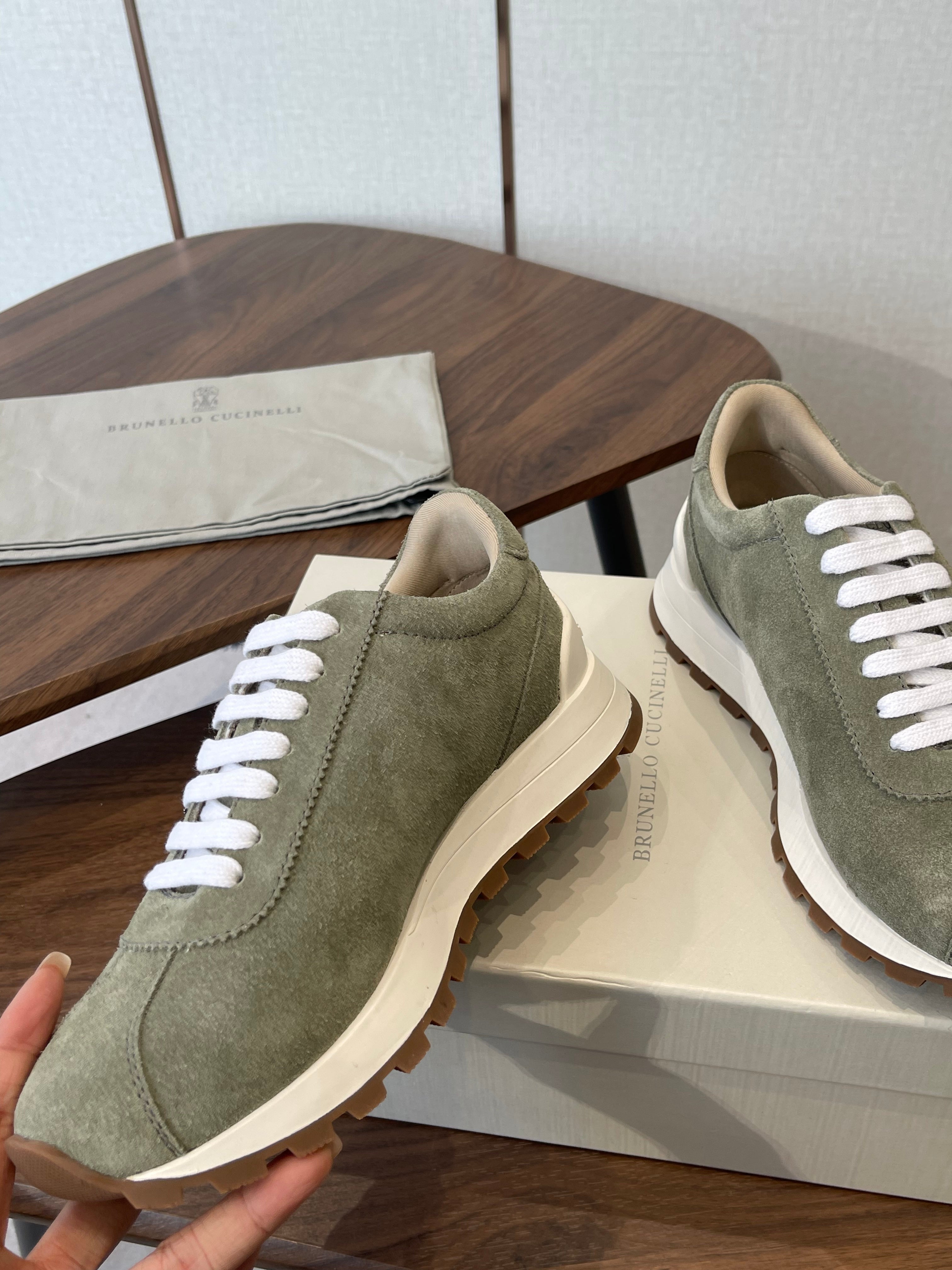 Brunello Runners With Shiny Tab Olive Suede 624491