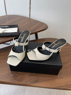 CC 26s Camellia Sandals 8cm White Patent Leather 624224