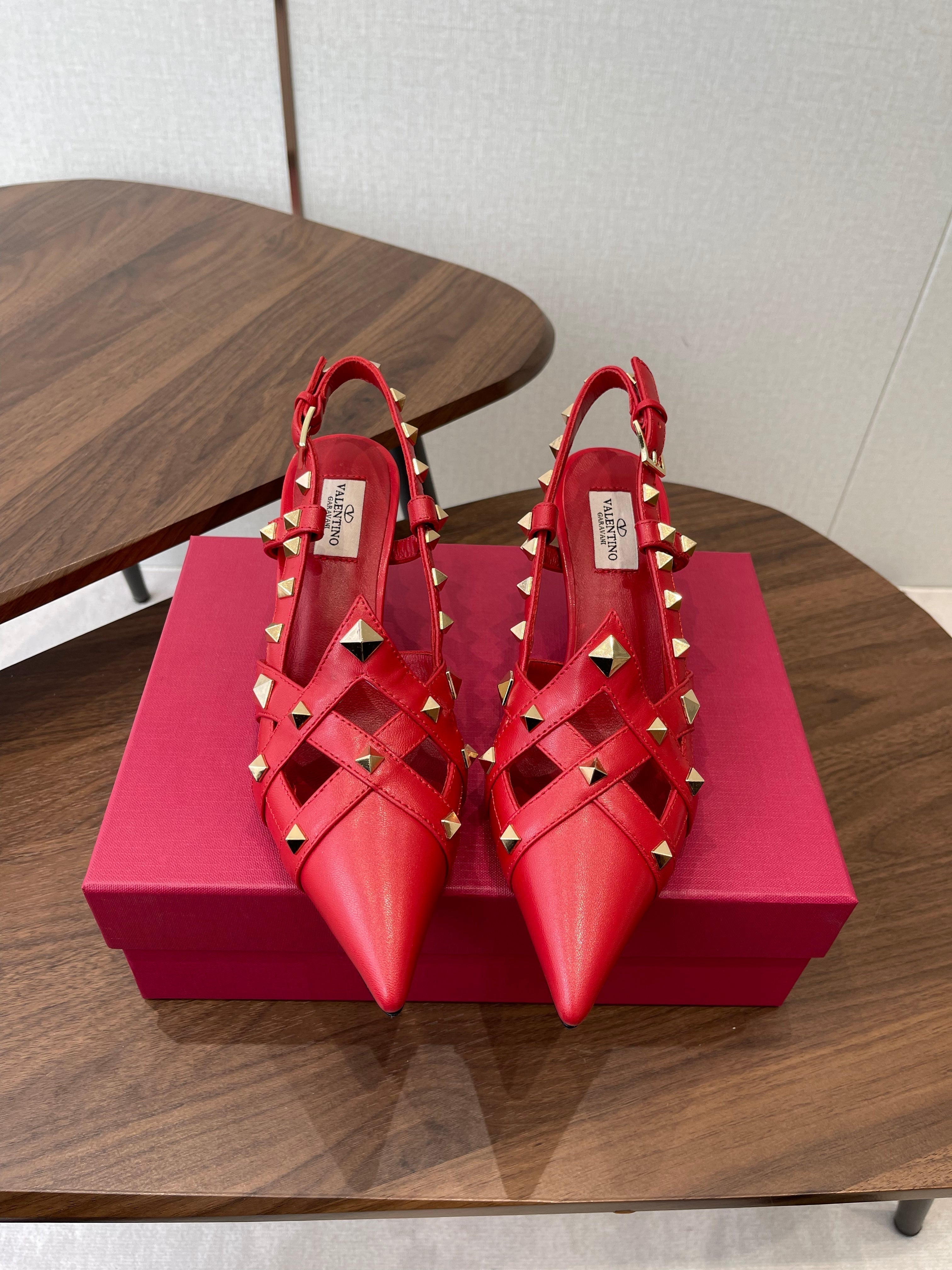 VT Studdy Pumps 65mm Red Leather 624351