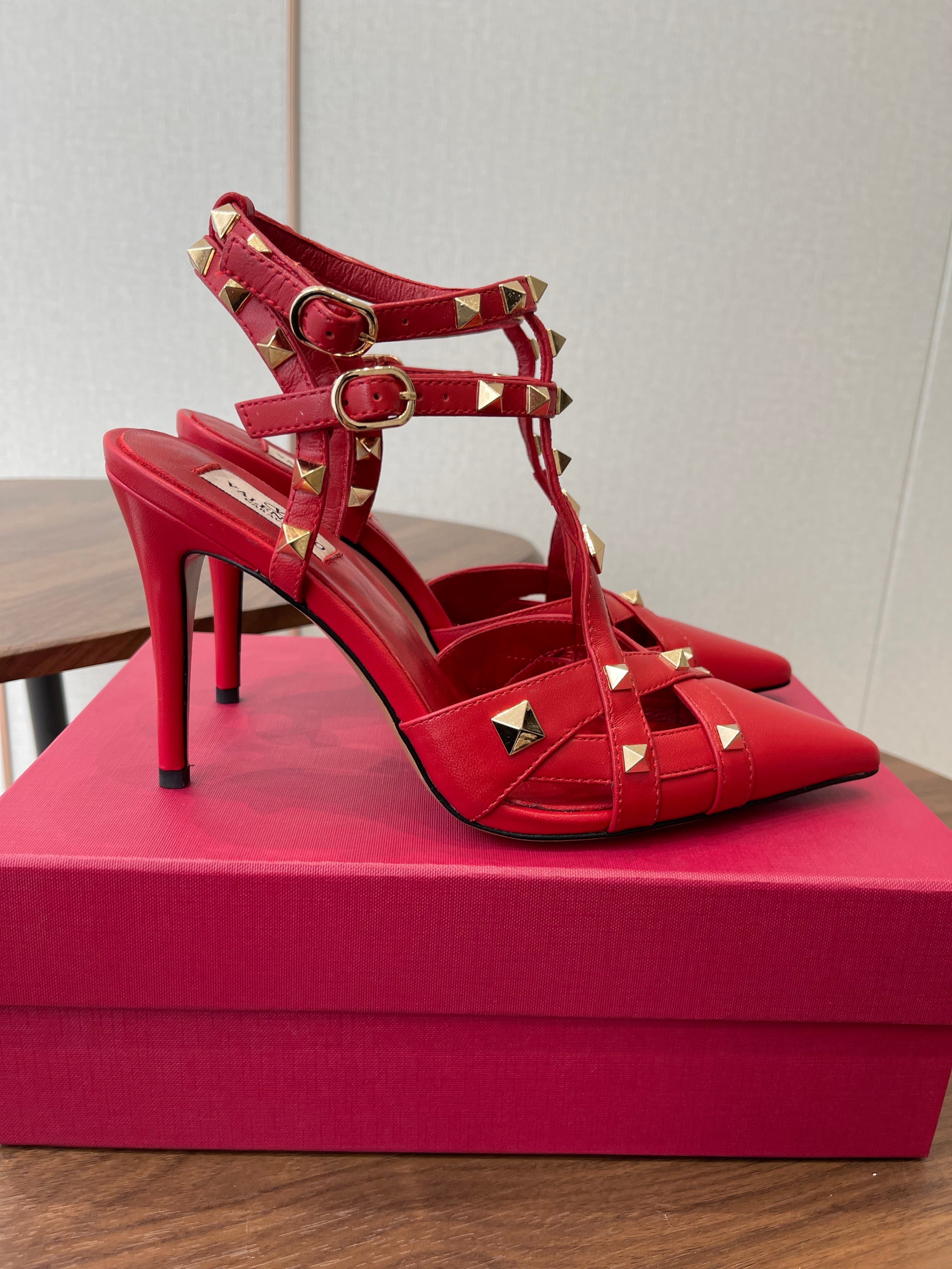 VT Studdy Pumps 95mm Red Leather 624355