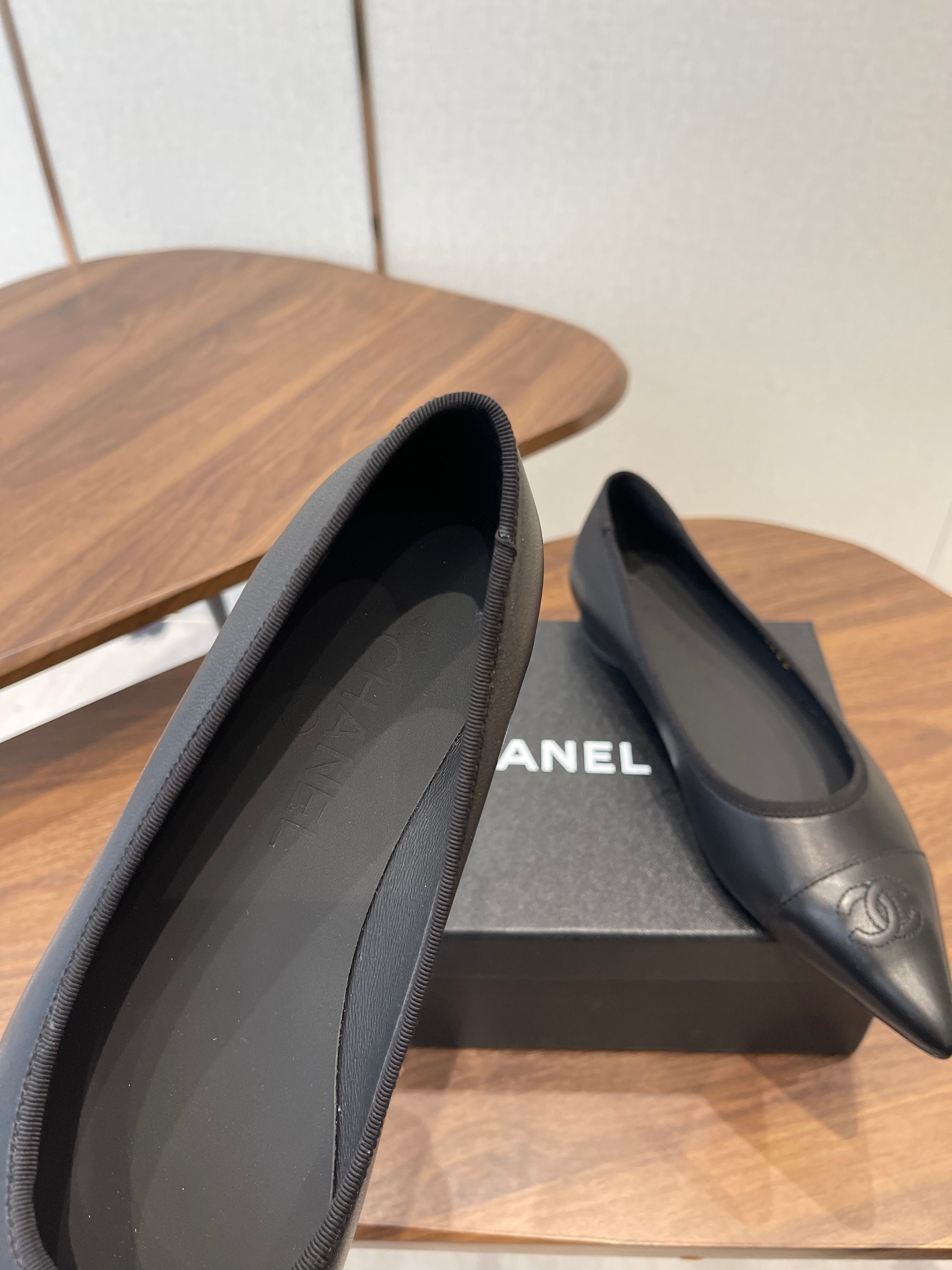 CC 26s Ballet Flats Black Lambskin 624238