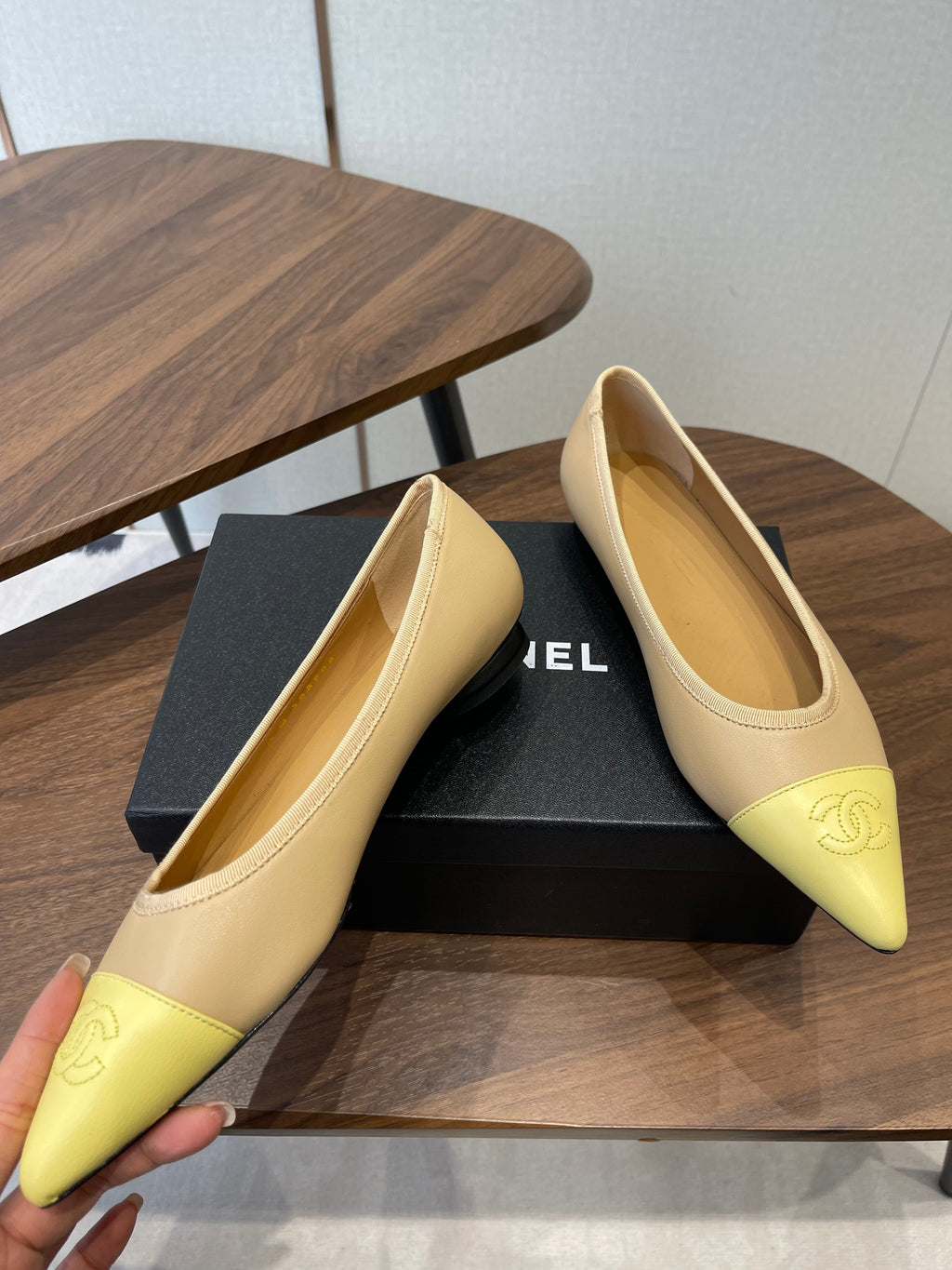 CC 26s Ballet Flats Beige Yellow Lambskin 624241