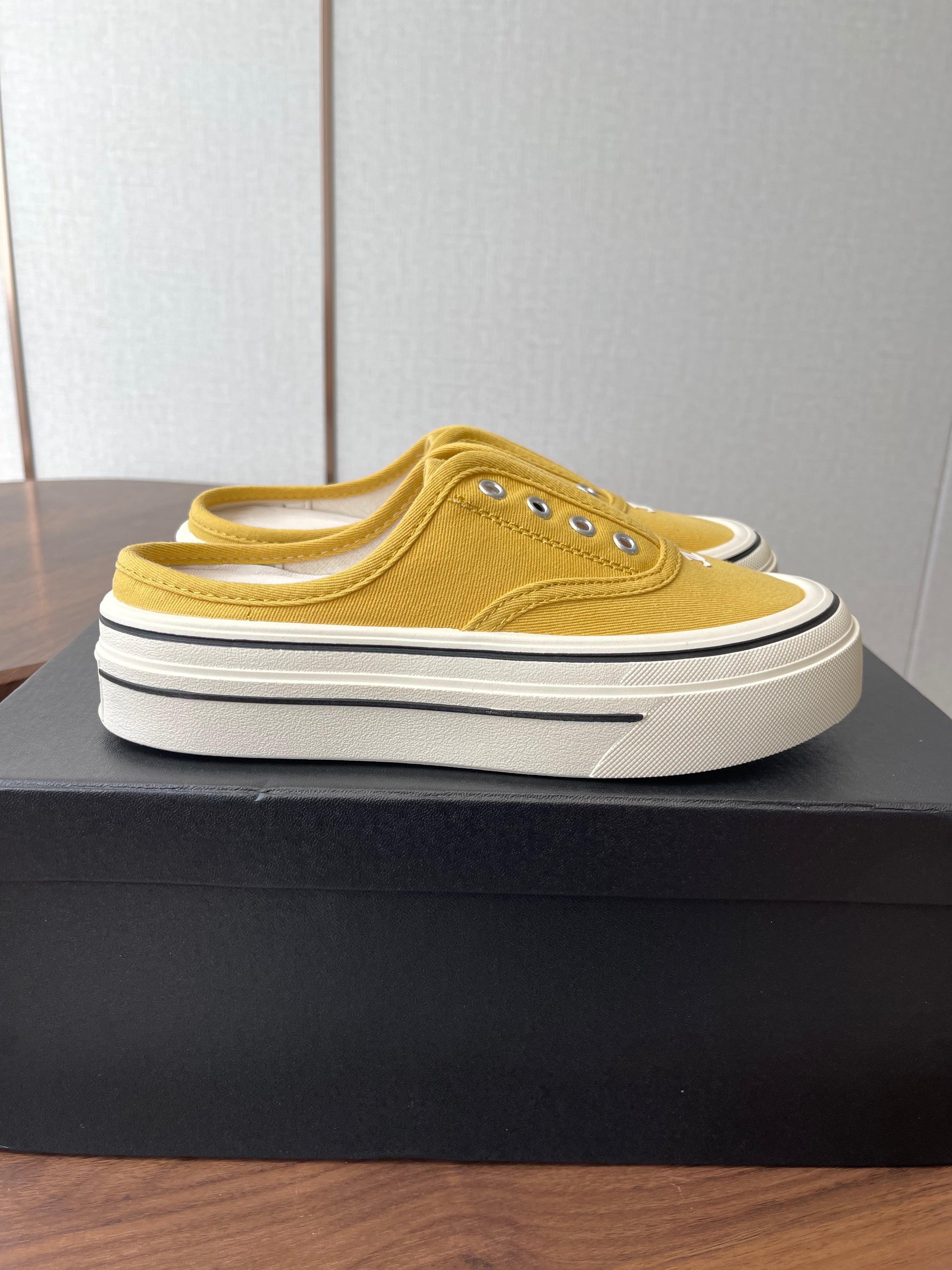 CC 26s Slip-On Platform Yellow Canvas 727467