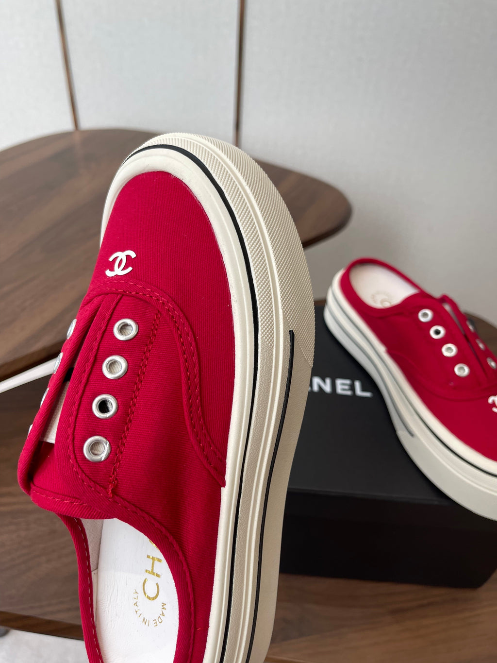 CC 26s Slip-On Platform Red Canvas 727469
