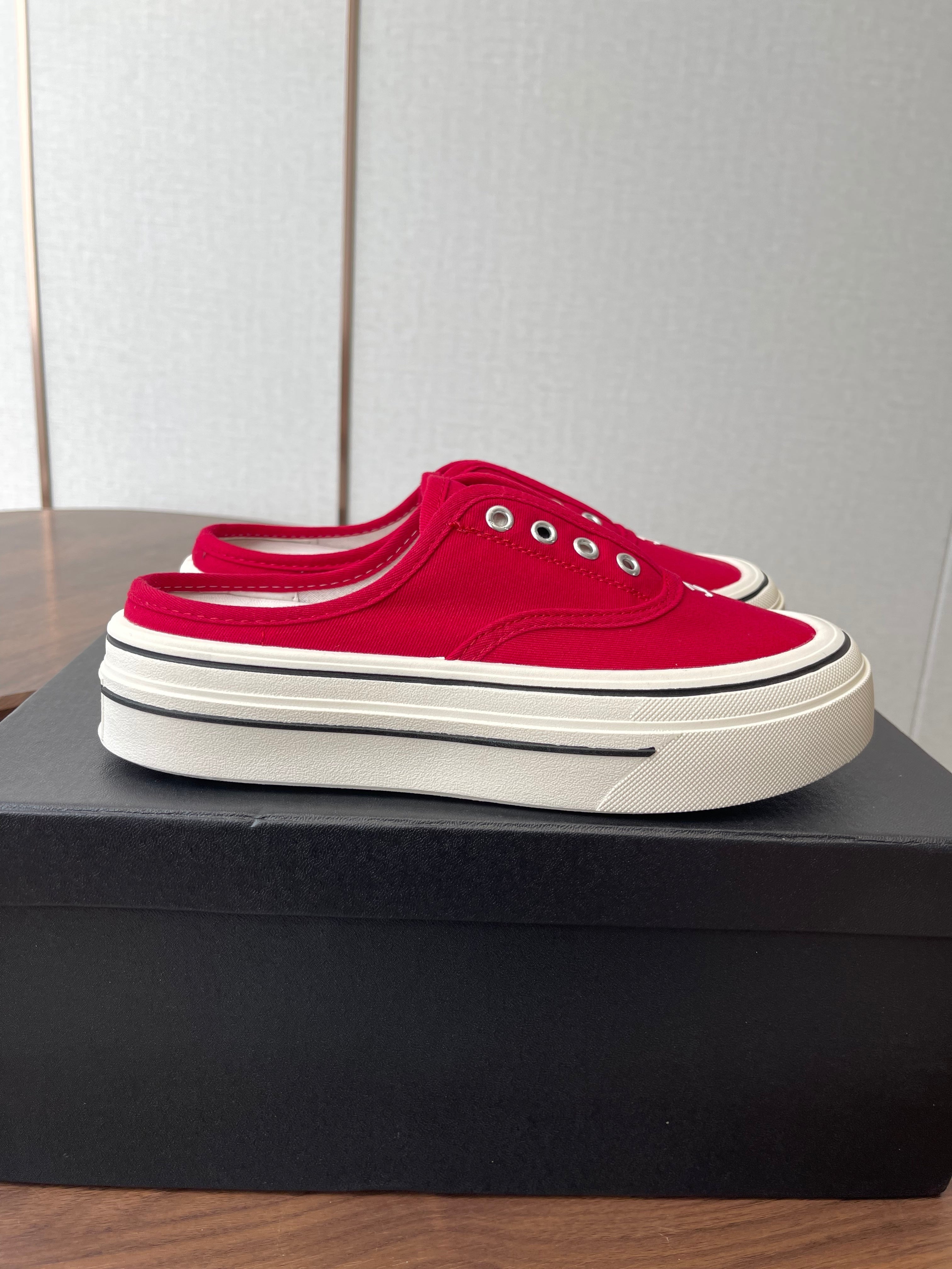 CC 26s Slip-On Platform Red Canvas 727469