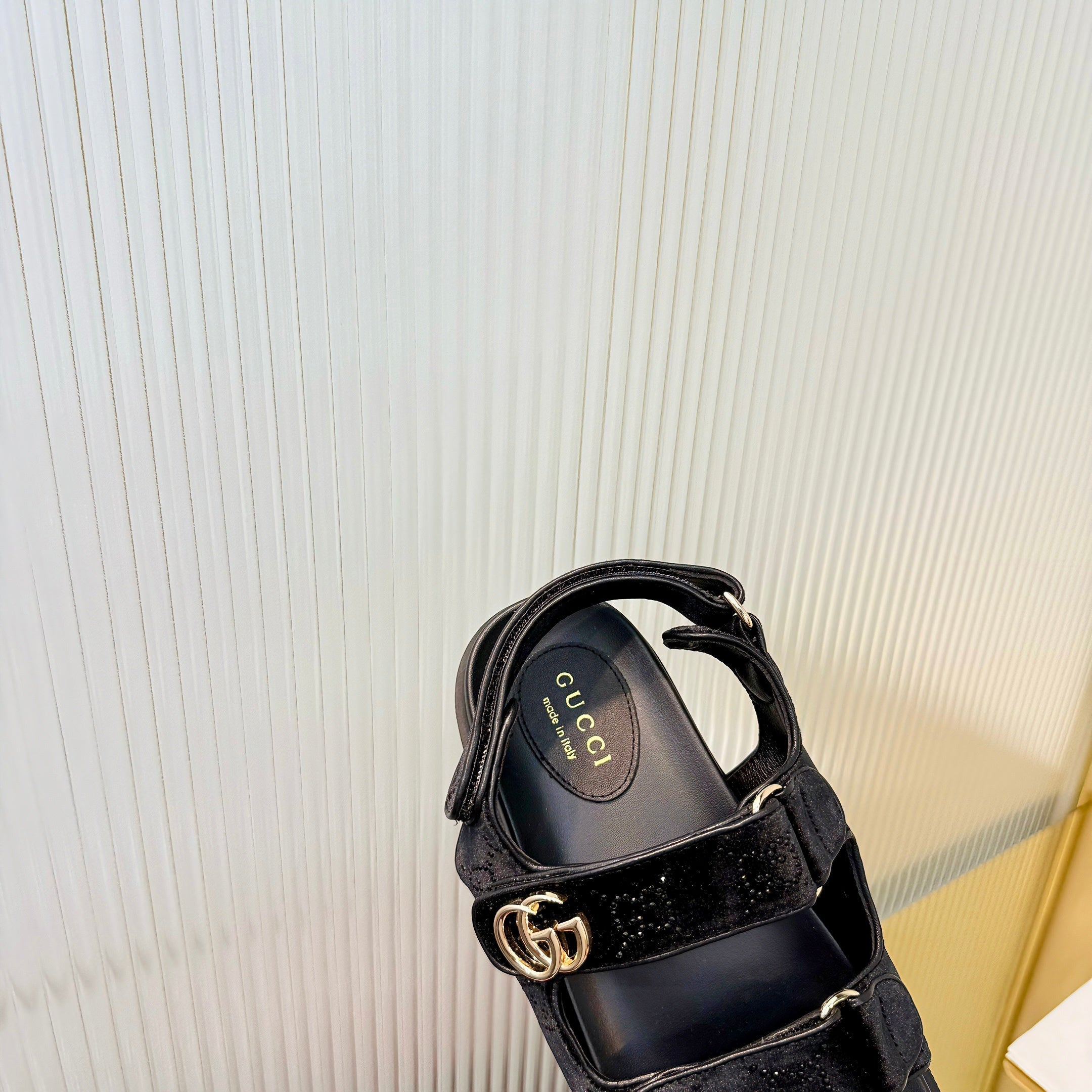GG 26s Dad Sandals Black Leather Velvet 714862