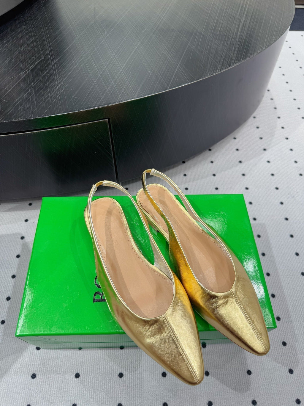 BV 26s Slingback Flats Gold Calfskin