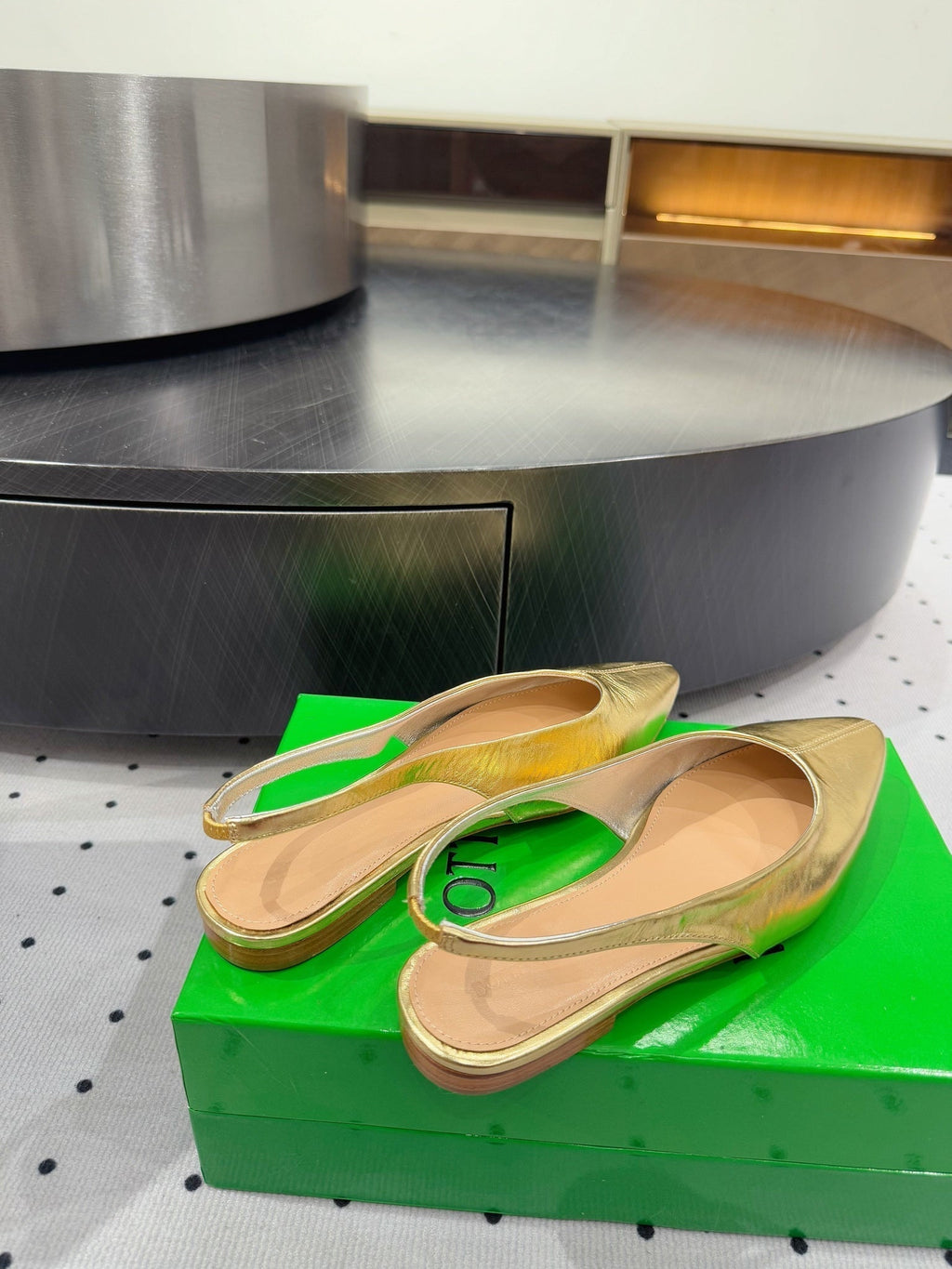 BV 26s Slingback Flats Gold Calfskin