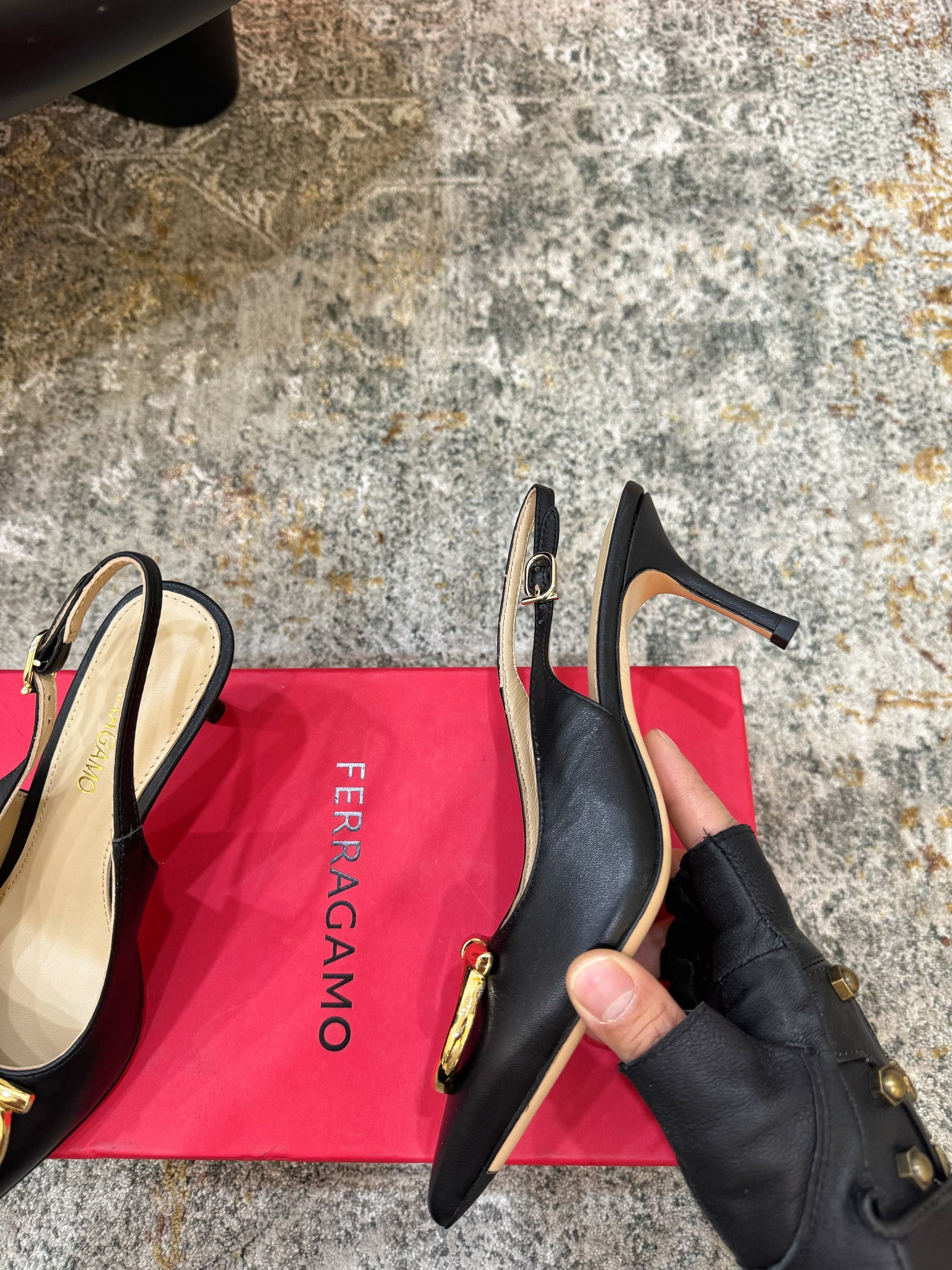 Ferragamo Maxi Gancini Slingback 7.5cm Black Cowhide 694840