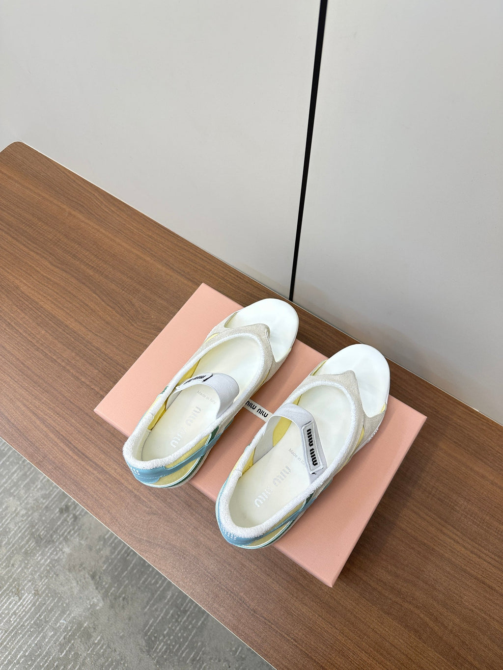 Miu Thong Sandals In Beige Suede Mix Yellow Tech Fabric