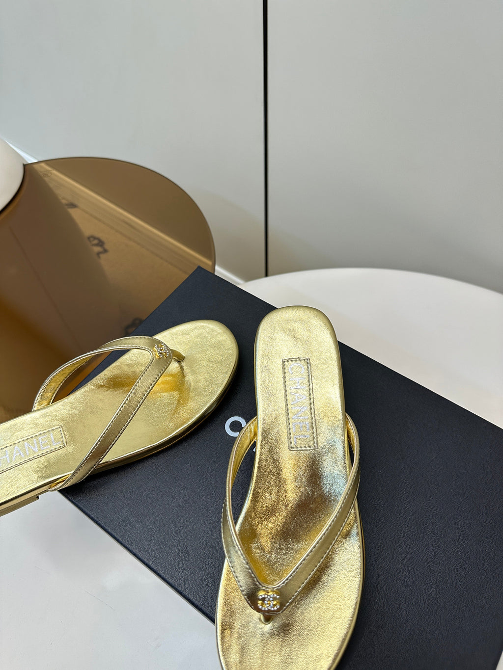 CC 25 Thong Sandal Gold Metalic Silver Diamond Logo