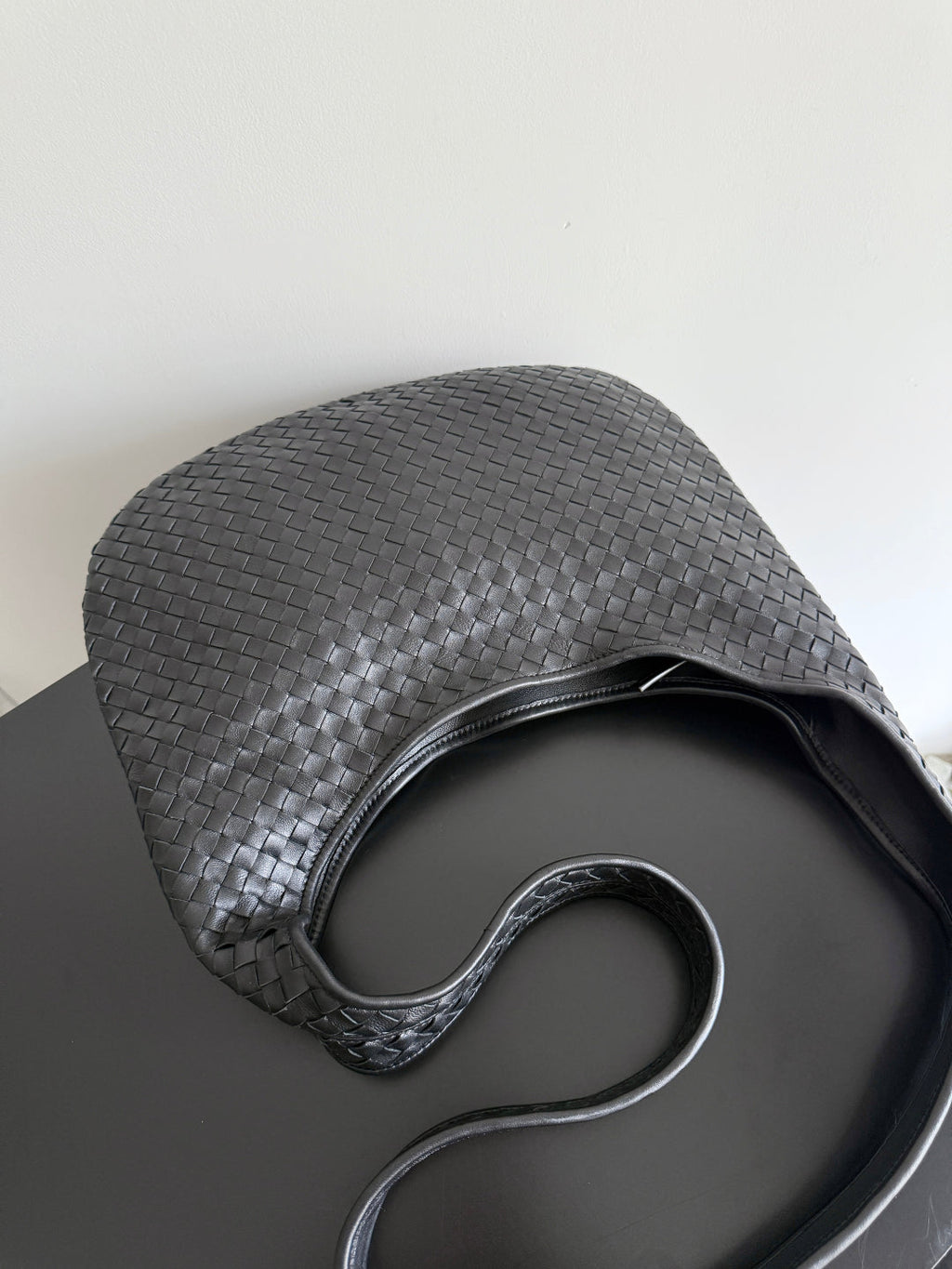BV 25s Veneto Bag 38cm Black Calfskin Hardware