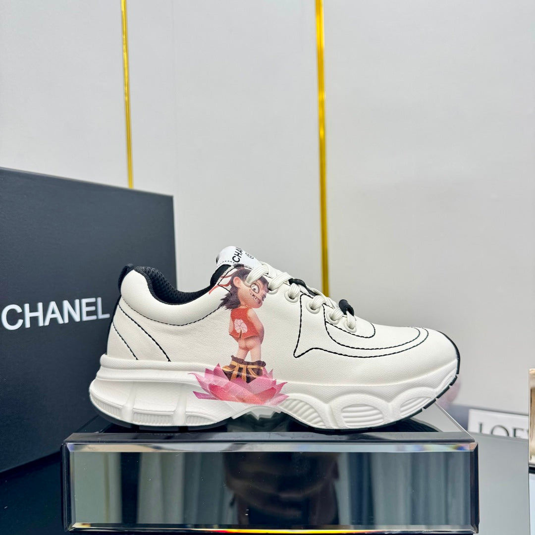 CC Sneaker White with Sticker Cowhide 238624