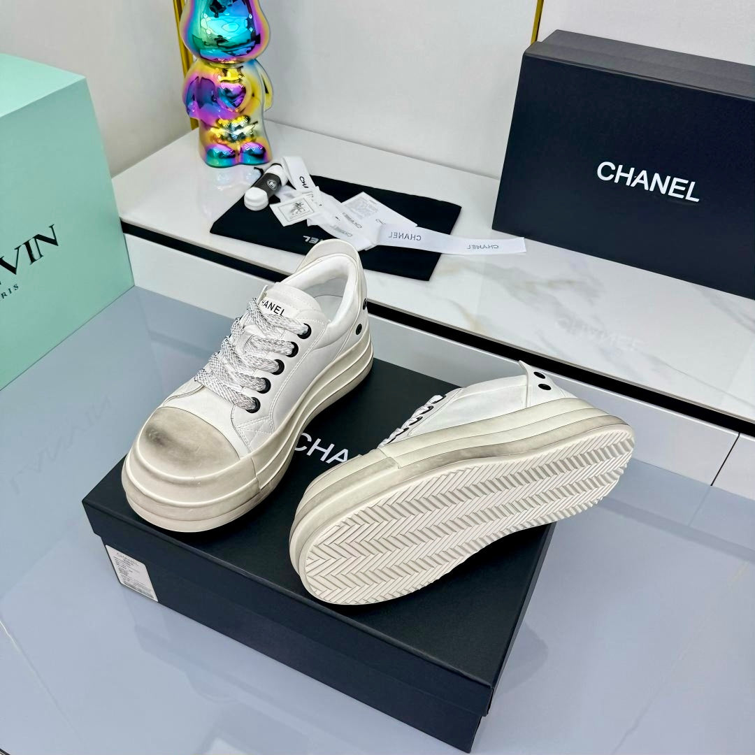 CC 25C Dirty Casual Sneaker White Sheepskin Rubber 413854
