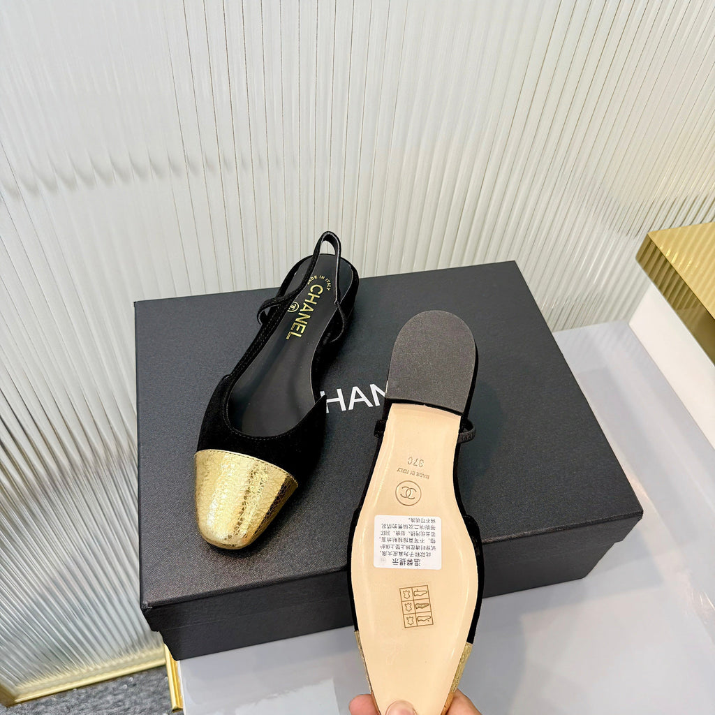 CC 26 Slingback Flat Black Gold Lambskin 714028