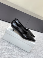 The Row Viv Kitten Pumps 3.5cm Black Sheepskin 451299