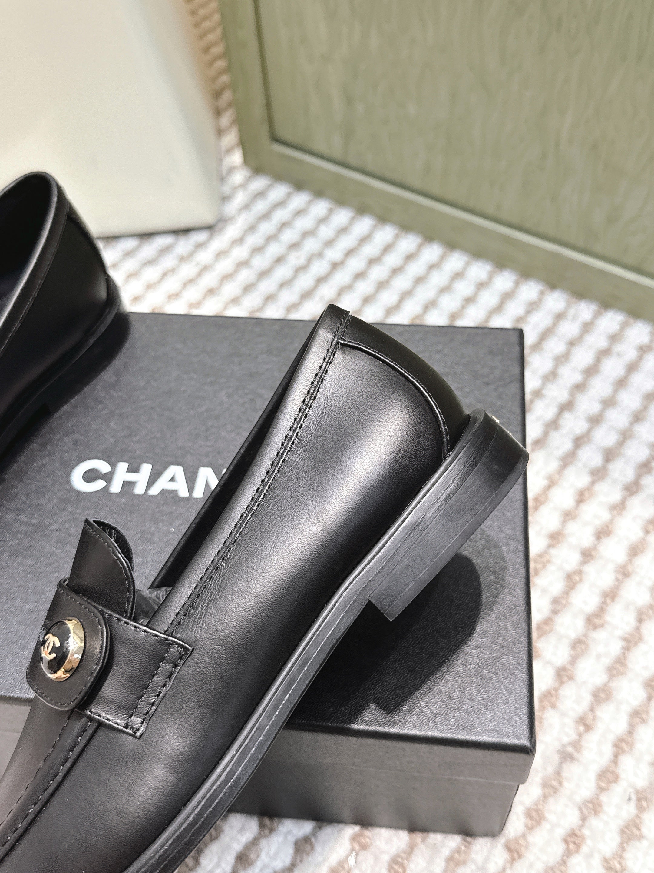 CC 26SS Loafers 3cm Black Cowhide 653489