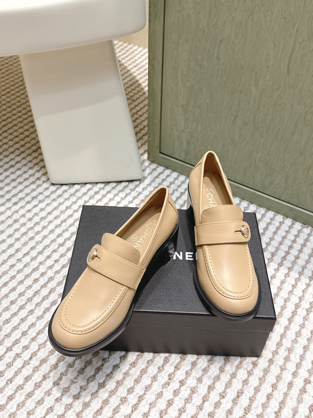 CC 26SS Loafers 6cm Beige Cowhide 653496
