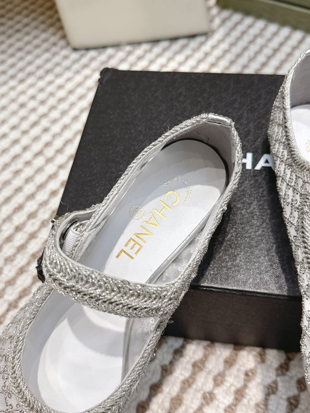 CC 25s AW Ballet Flat Sliver Sequin Woven 612350