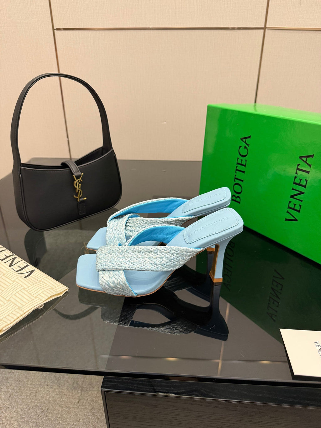 BV 26s Heeled Sandals 9.5cm Light Blue Calfskin Raffia