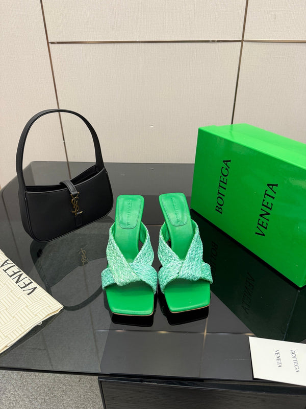 BV 26s Heeled Sandals 9.5cm Green Calfskin Raffia