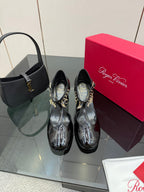 RV 26WF New T-Strap Rhinestone Strap Sandals 7cm Black Patent Leather 629891