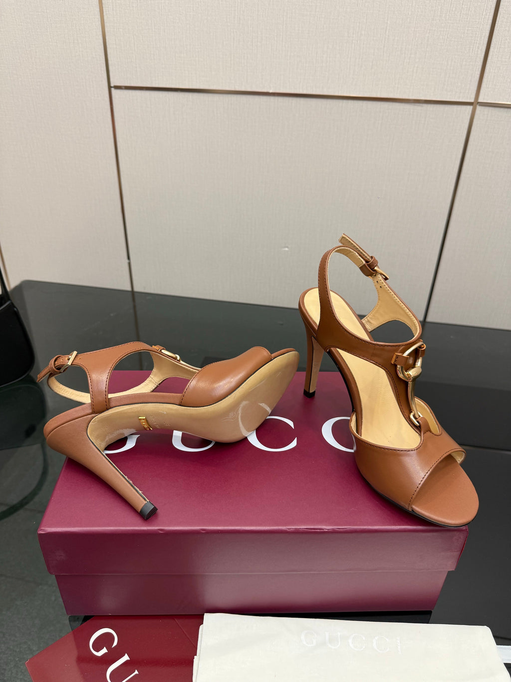 GG G-Buckle High-Heeled Sandals 10.5cm Brown Cowhide 725308
