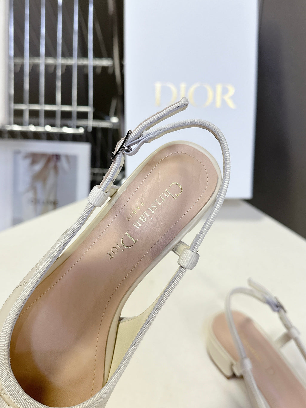 CD 25 Slingback Heel White 307172