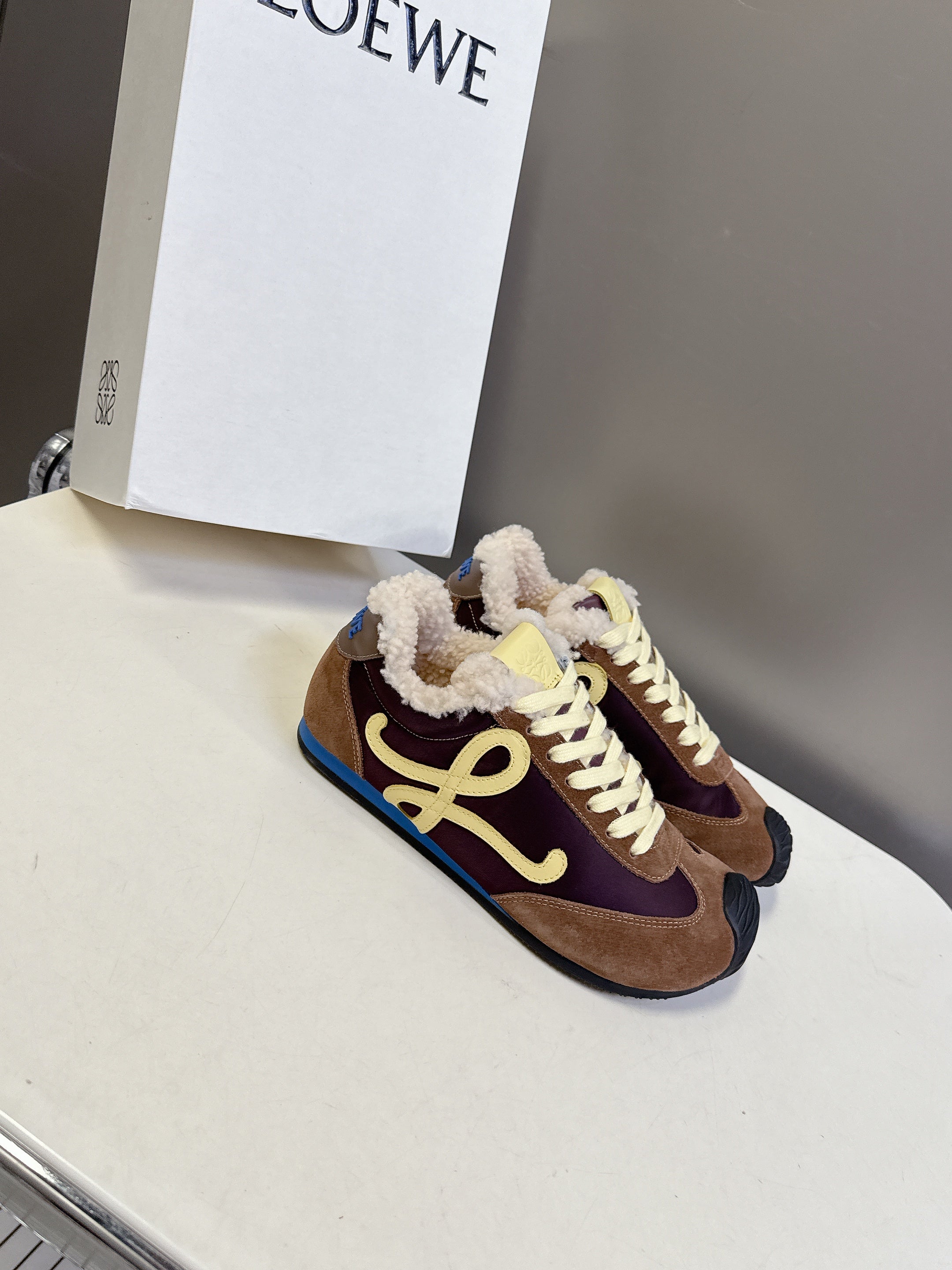 Loewe Ballet Runner 2.0 Sneaker Brown Suede Shearing 536830
