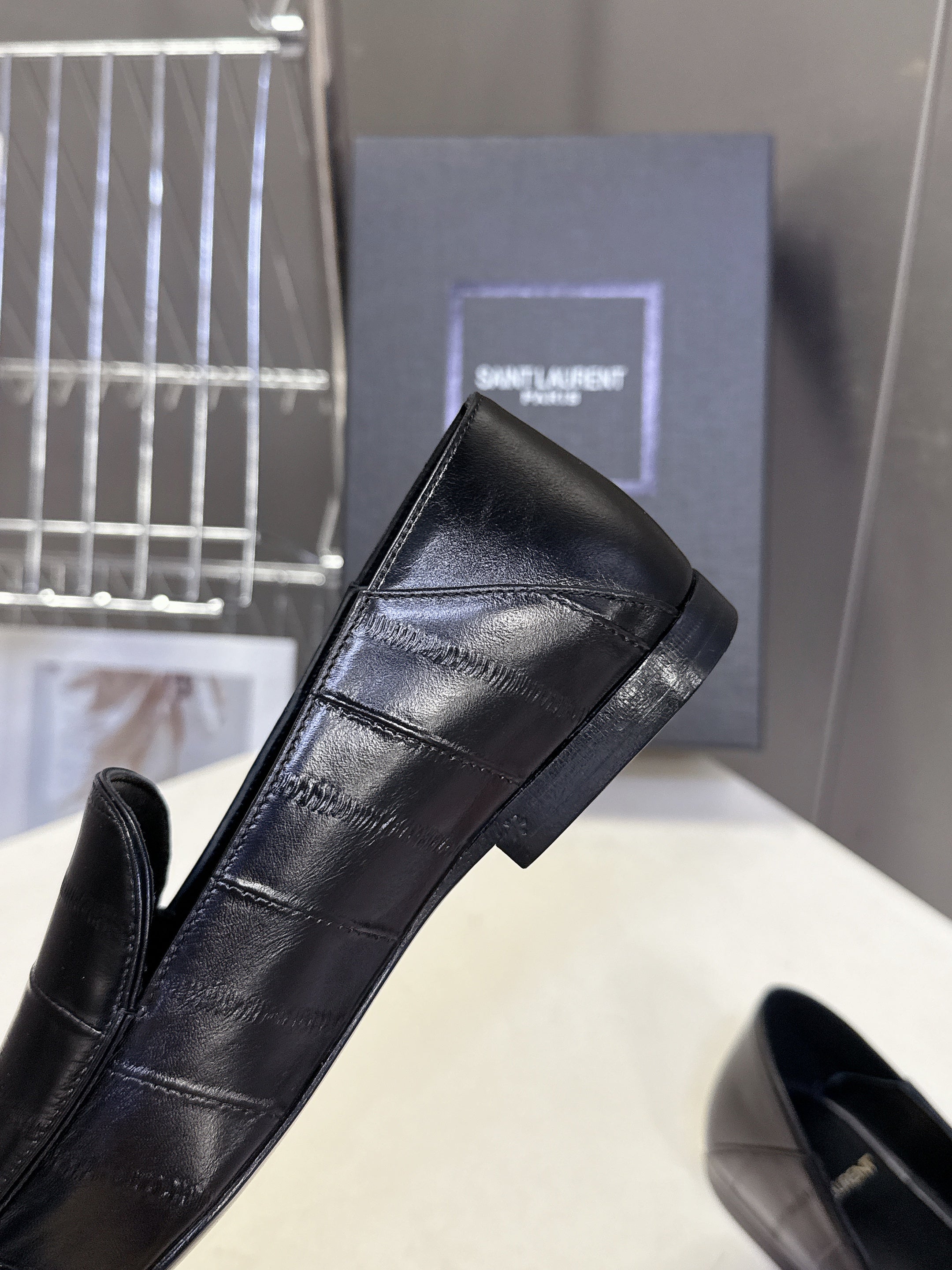 YSL 26s Loafer Black Embossed Leather 635587