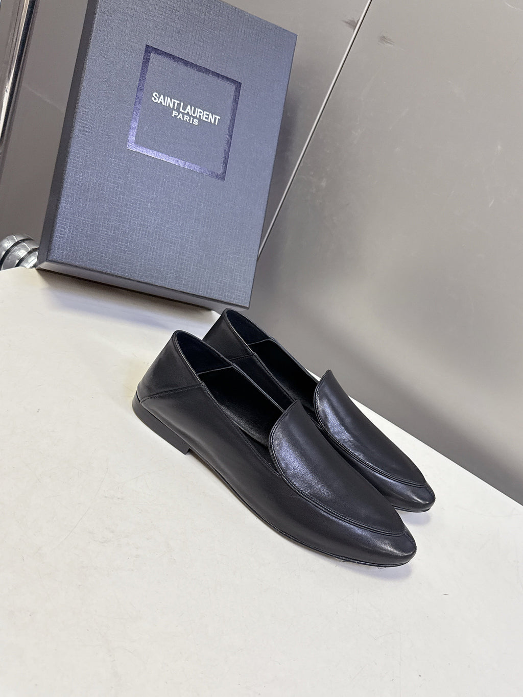 YSL 26s Loafer Black Glossy Leather 635589