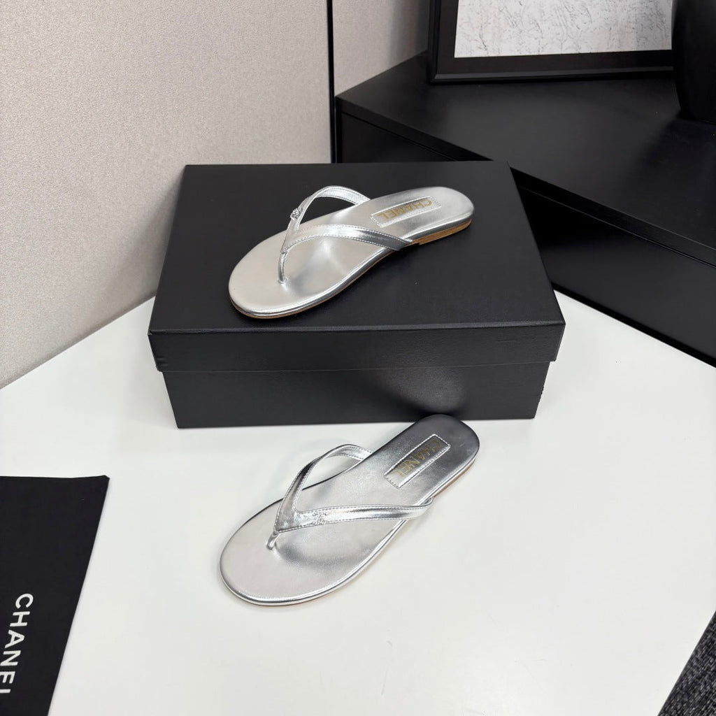 CC Crystal Logo Thong Sandal Silver Metallic Sheepskin 352486