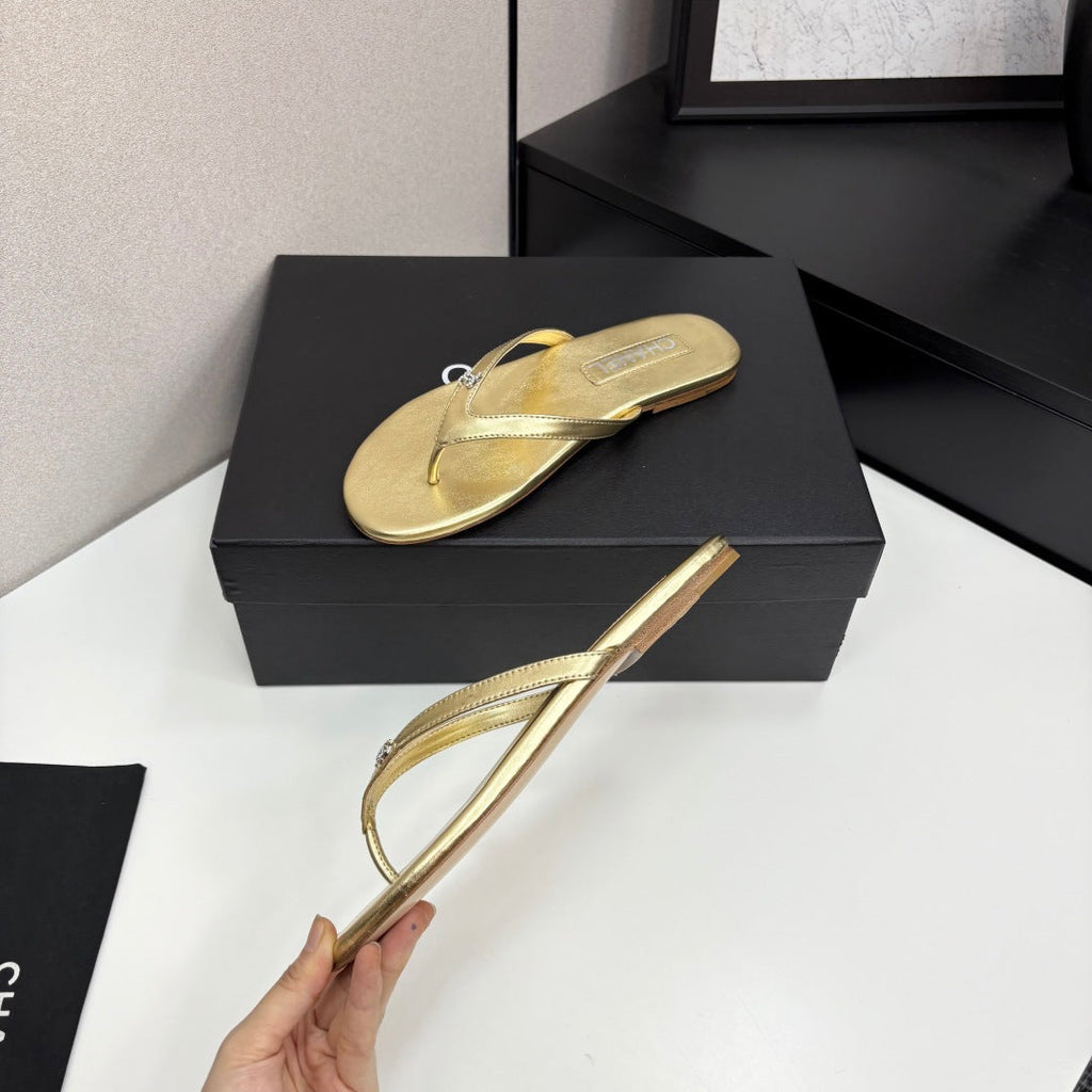 CC Crystal Logo Thong Sandal Gold Metallic Sheepskin 352487
