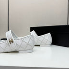 CC25 Mary Janes White Black Cowhide 352504