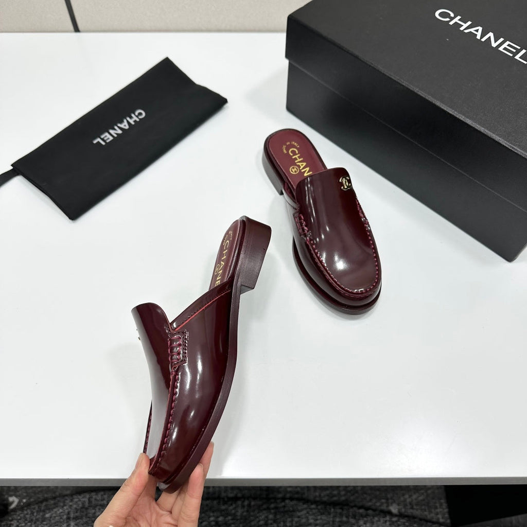 CC SS 2026 Pre Loafer Sandal Burgundy Calfskin 630476