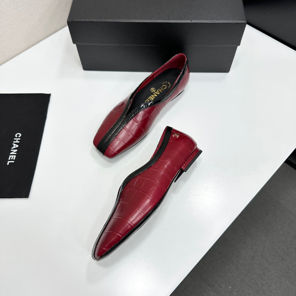 CC 26s Ballet Flats Burgundy Glossy Crocodile Embossed Calfskin 743142
