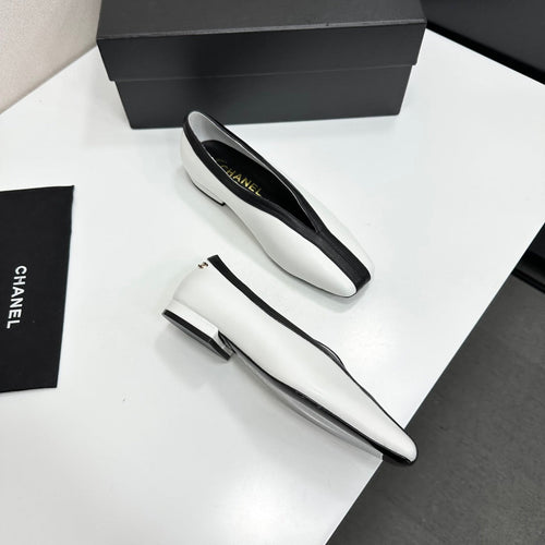 CC 26s Ballet Flats White Sheepskin 743138