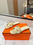 HM Oran Sandal Pearl Ivory Goatskin 294868
