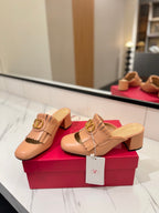 VT 2025 Signature Heeled Mule Cantaloupe Calf Leather 295080