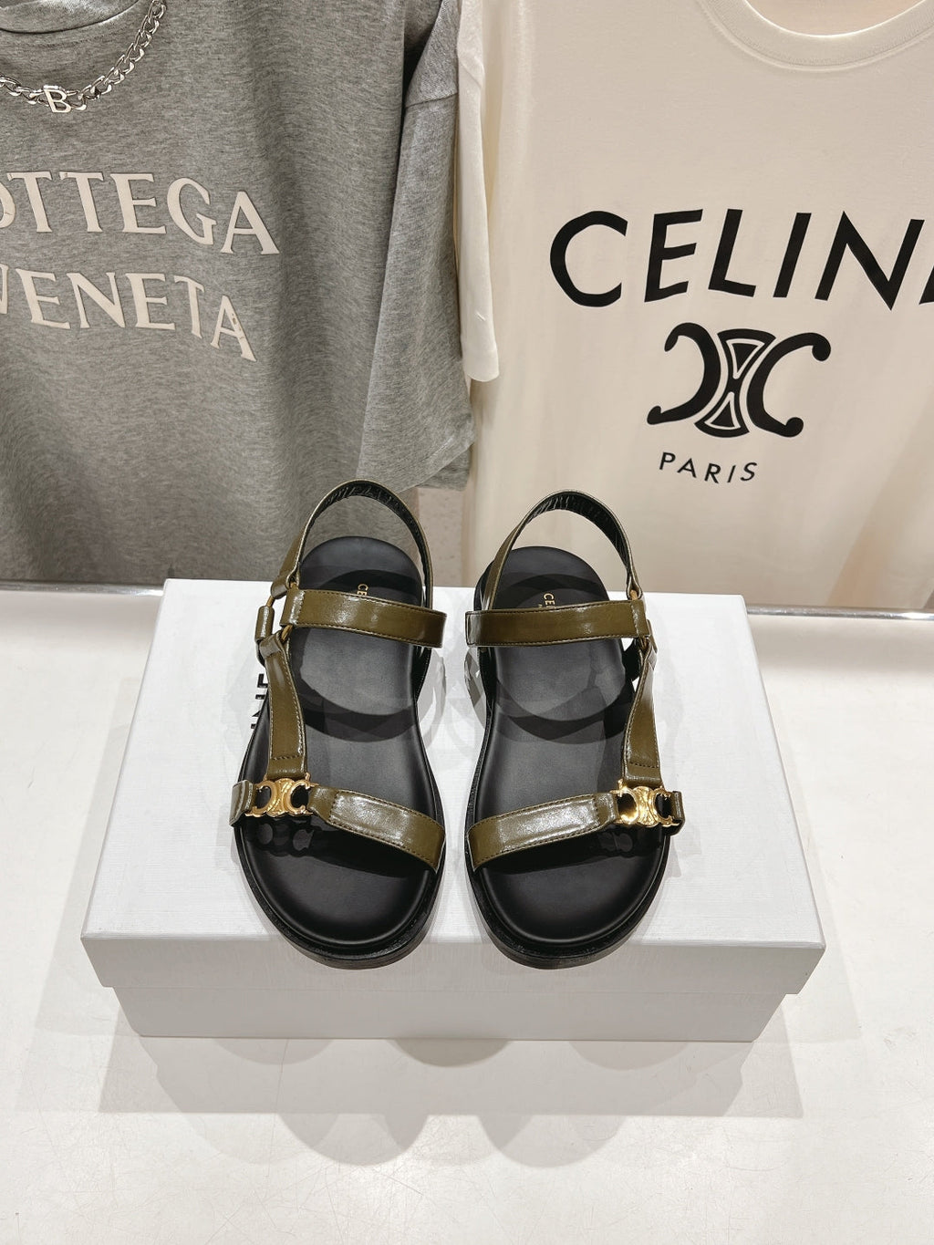 CELINE MAUD SANDAL WITH TRIOMPHE ARMY GREEN COWHIDE 236757