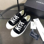 CC 26s Sneaker Black Suede 799310