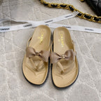 CC 26s Bow Thong Sandals Beige Lambskin 723723
