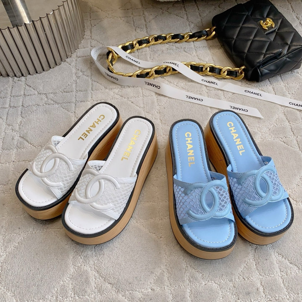 CC Logo Platform Sandals Lambskin 723736