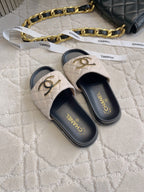 CC Logo Slide Black Light Taupe Quited Lambskin 723796