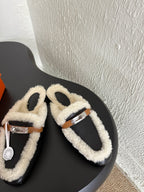 HM Oz Mule Black Mix White Lambskin Lined With Wool Fleece 961093