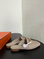 HM Oz Mule Beige Calfskin 961096